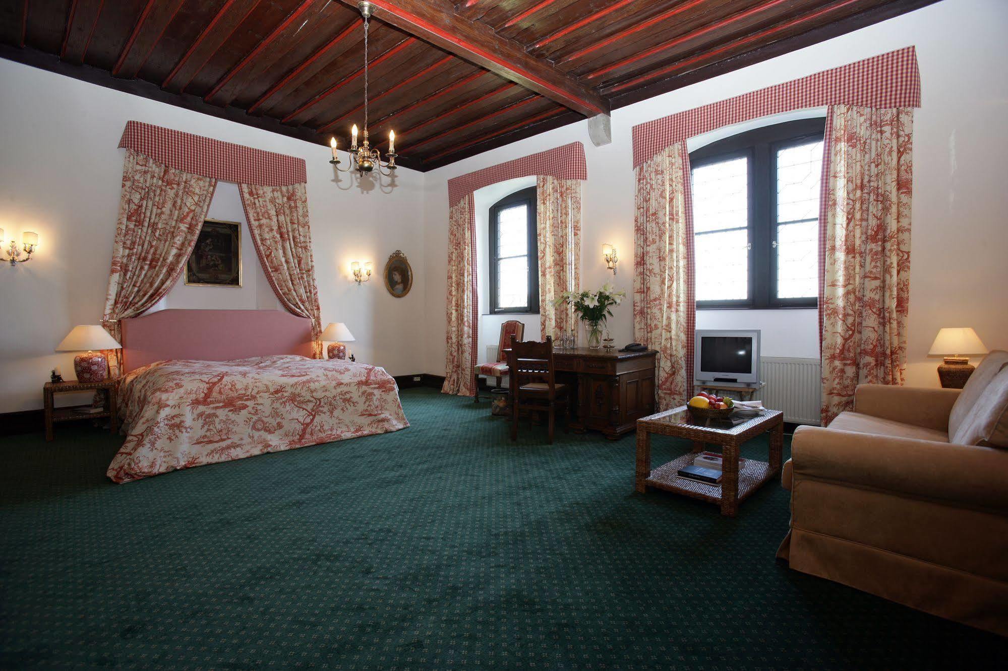 Schlosshotel Gotzenburg Jagsthausen Exterior foto